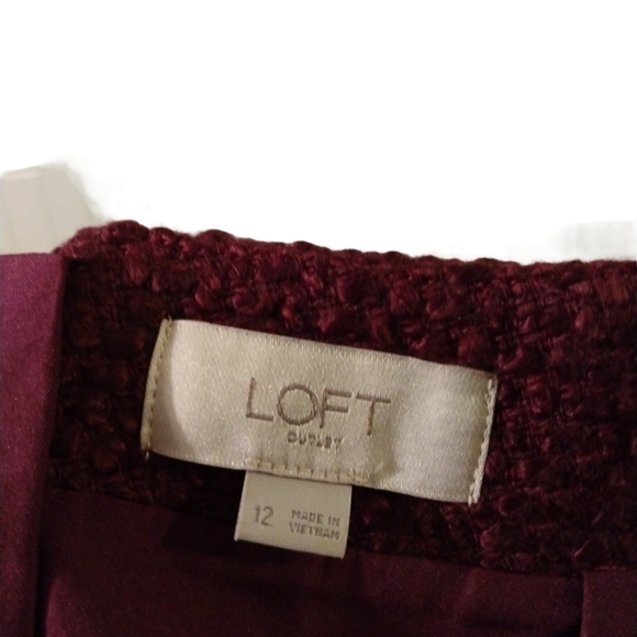 Loft Maroon Half-Zipper Back Acrylic Polyester Wool Blend Mini Skirt Size 12 - Picture 2 of 9